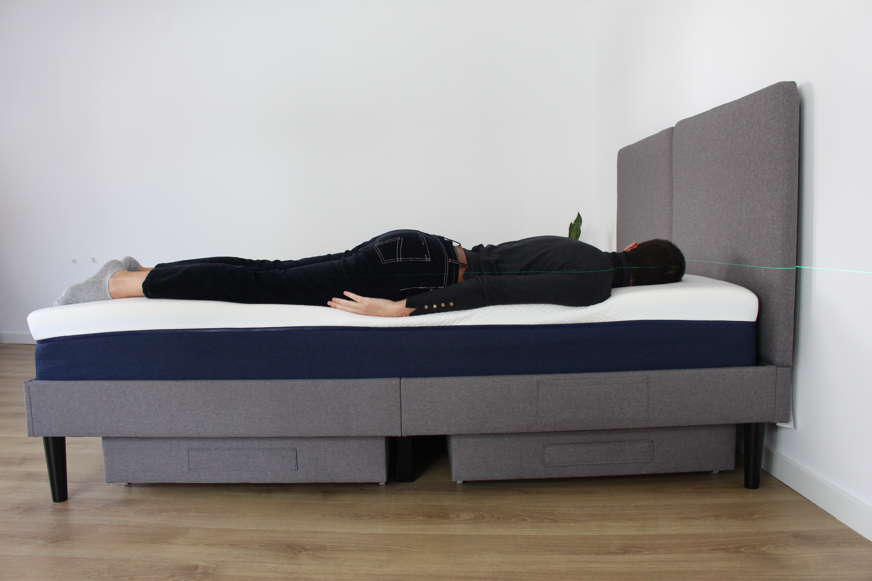 matt sleeps dormir sur le ventre